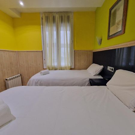 Pension Izar Bat Guesthouse Σαν Σεμπαστιάν Εξωτερικό φωτογραφία
