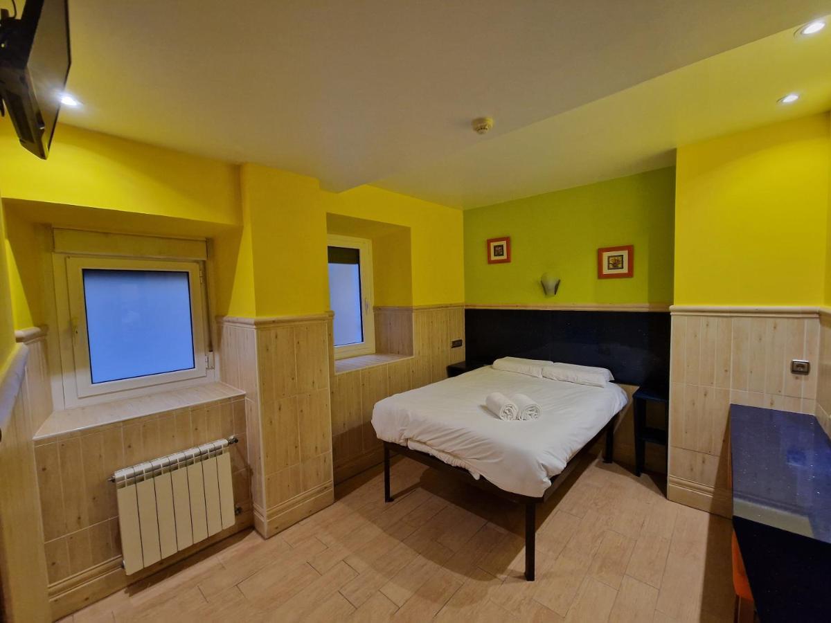 Pension Izar Bat Guesthouse Σαν Σεμπαστιάν Εξωτερικό φωτογραφία