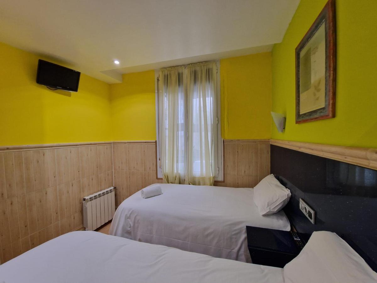 Pension Izar Bat Guesthouse Σαν Σεμπαστιάν Εξωτερικό φωτογραφία