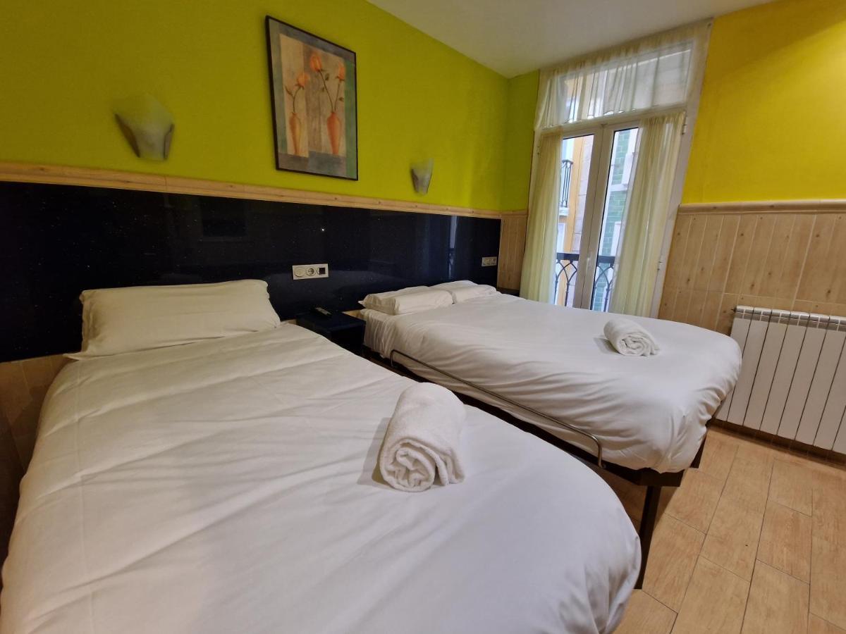 Pension Izar Bat Guesthouse Σαν Σεμπαστιάν Εξωτερικό φωτογραφία